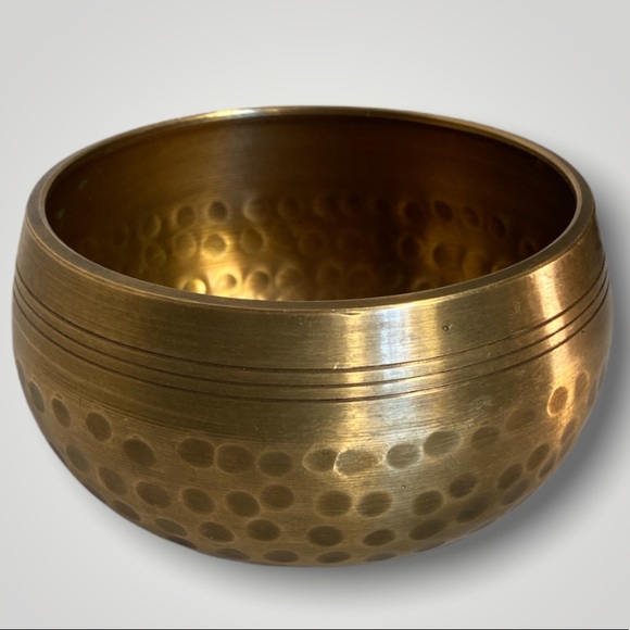 Other - Pretty brass tone hammered bowl.
